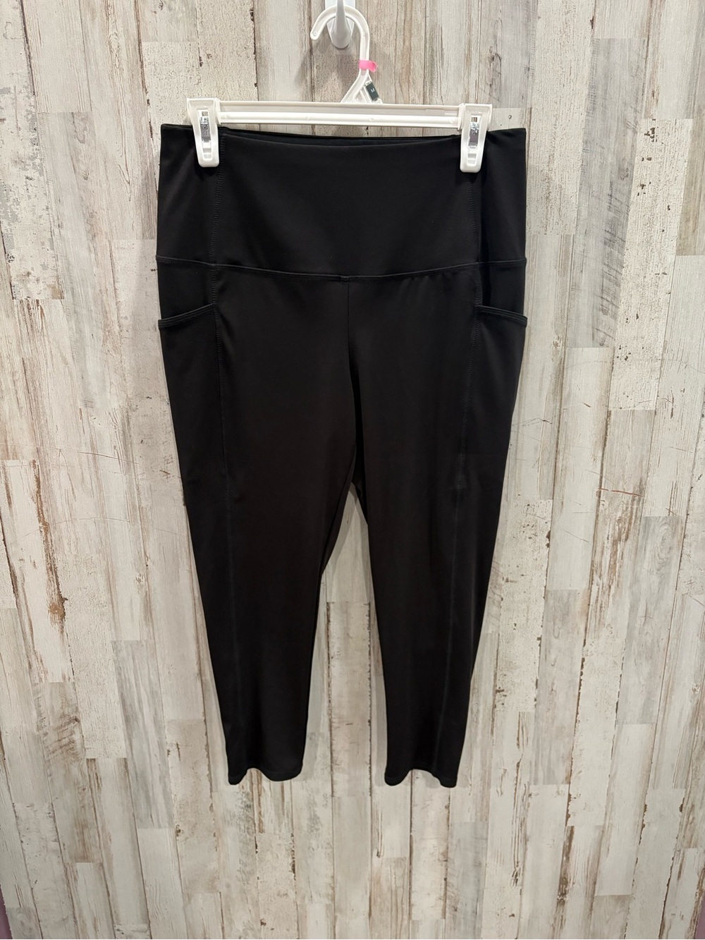 Chico’s Zenergy Black Performance Leggings Size 1/M (US 8-10) Side Pockets Yoga